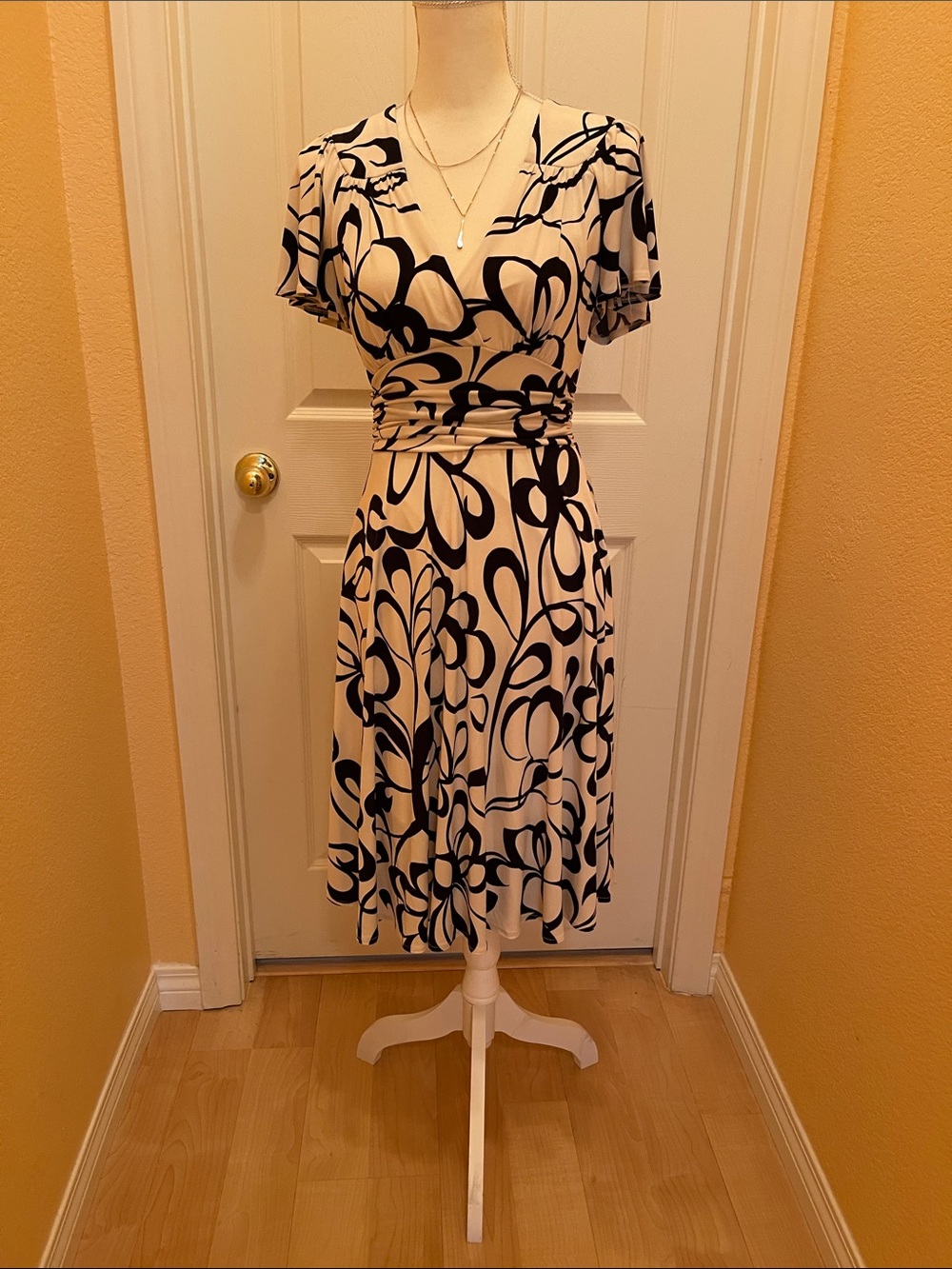 Maggy London Cream Dress with Black Abstract Floral Print V-Neck Front